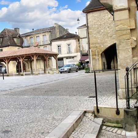 Studio Confortable Pres De Beaumont Du Perigord 60 M² Cheminee 외부 사진